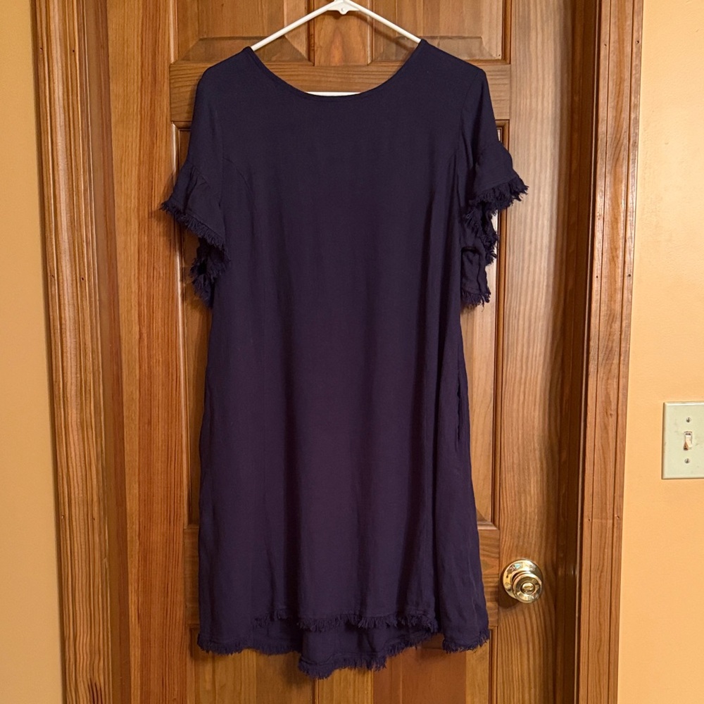 Umgee Pinkblush Linen cotton Navy Dress LG open back with Textured fringe Detail